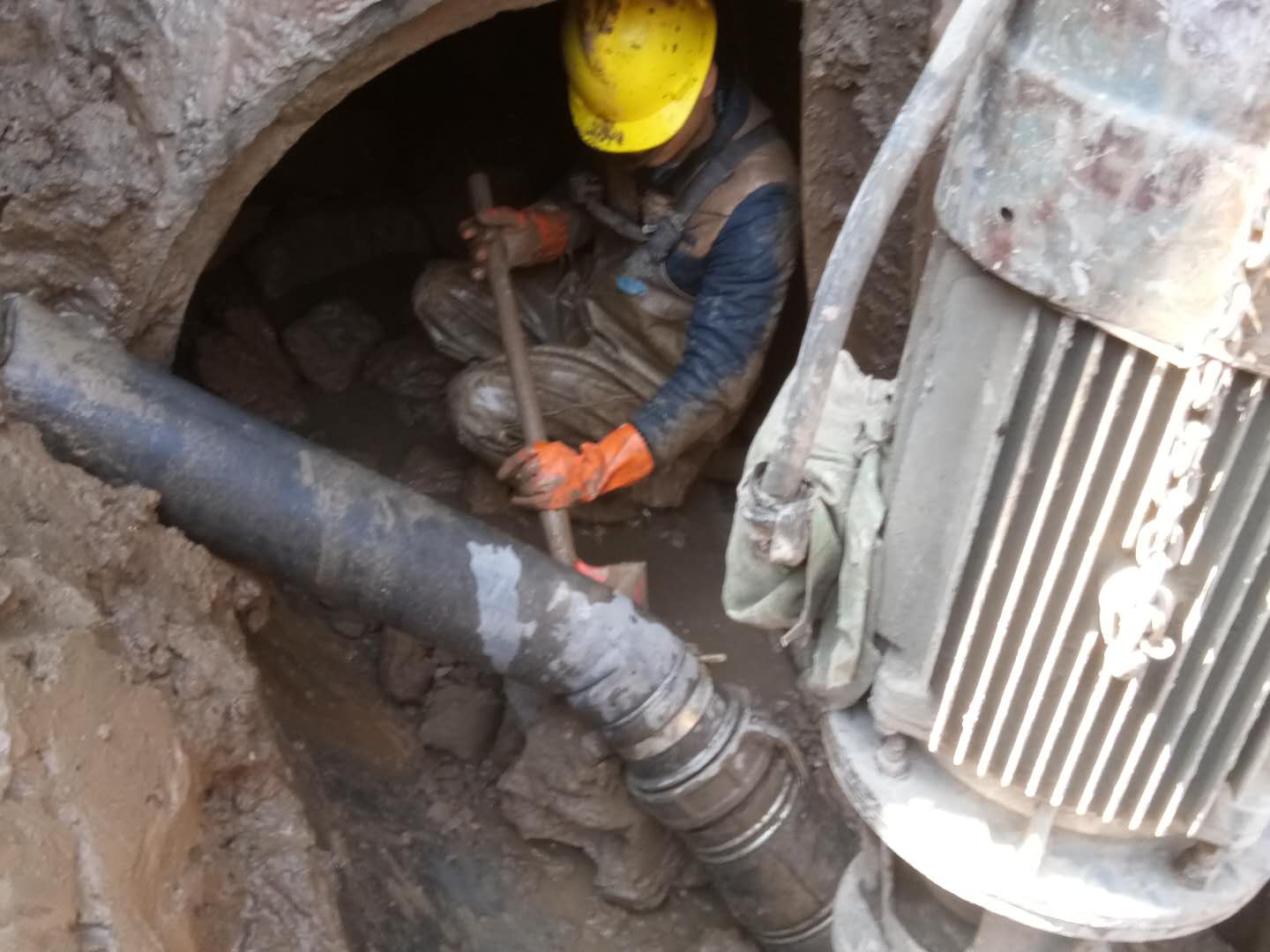 王场镇管道清淤